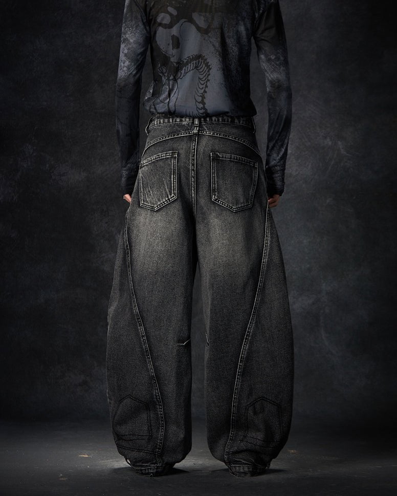 Distressed Washed Loose Blade-Cut Jeans