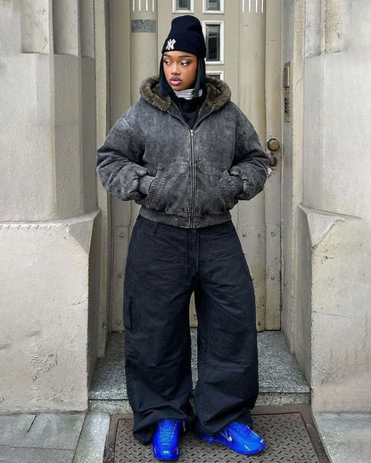 Cropped-Boxy Hoodie in Stone-Washed Cotton