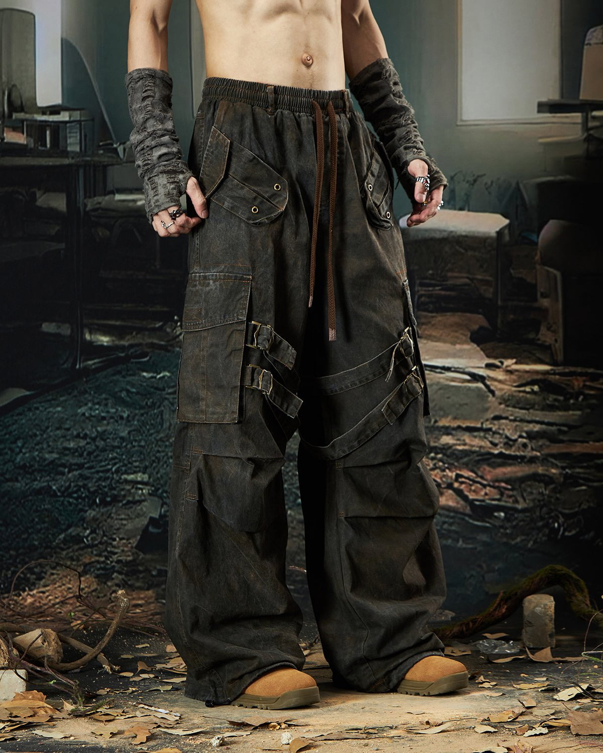 Washed Pleated Utility Cargo Pants