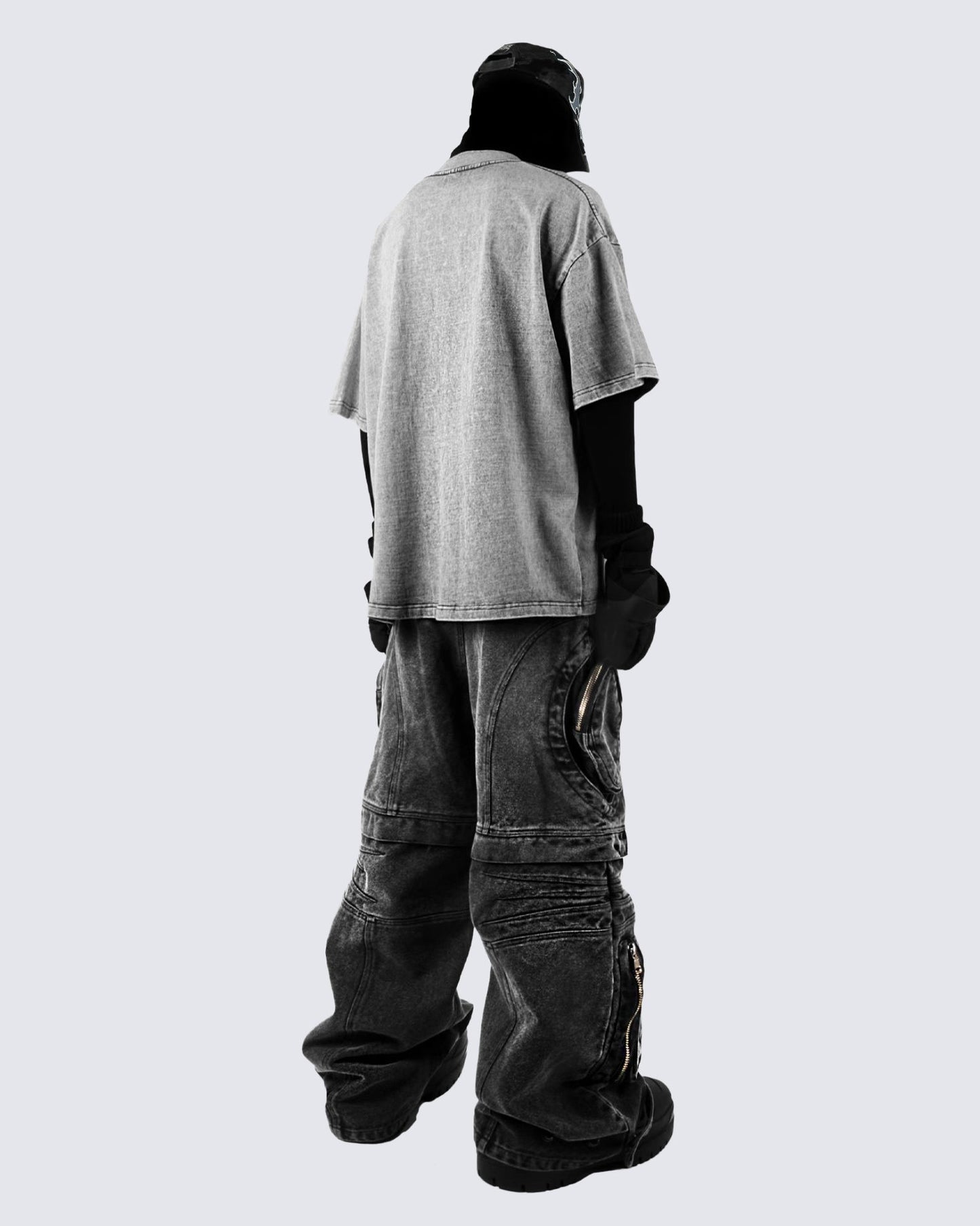 KIIKIO Graphic Print Tee