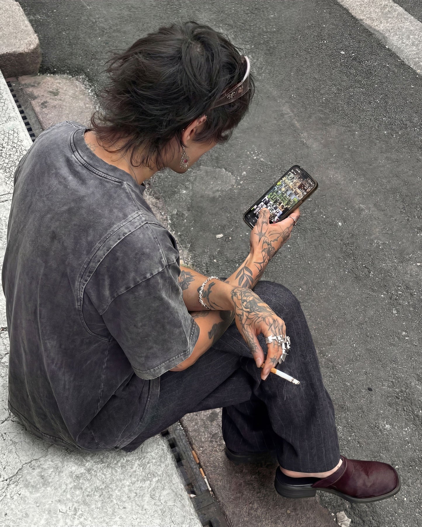 KIIKIO-Washed Vintage Graphic T-Shirt